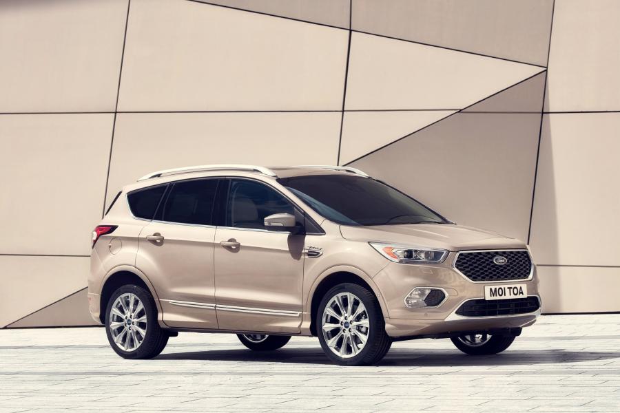  Ford Vignale Kuga 2016 года  (фото 3 из 38)